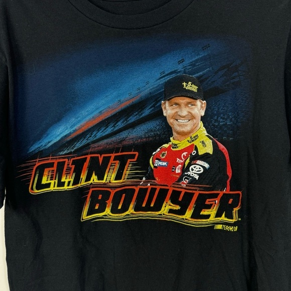 Nascar Chase Authentics Clint Bowyer #15 Racing T-Shirt - Picture 3 of 6